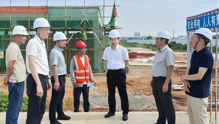 省公路事务中心赴岳阳调研指导公路养护工程实施、汛期公路应急保畅等工作