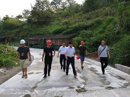 说明: 沅陵交通局视察工地图片