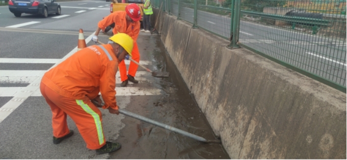 云南省交通投资建设集团有限公司运营高速公路养护项目土建工程、交通工程及隧道机电施工招标公告