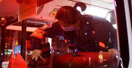 说明: 说明: 守夜人3