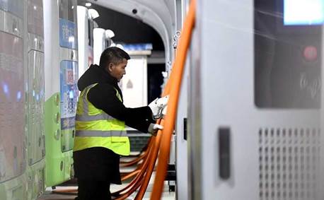 说明: 说明: 守夜人6