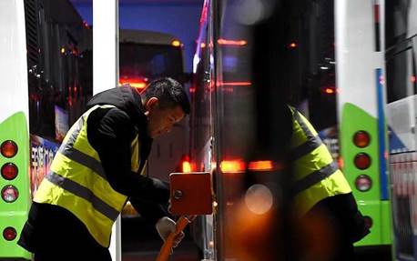 说明: 说明: 守夜人7